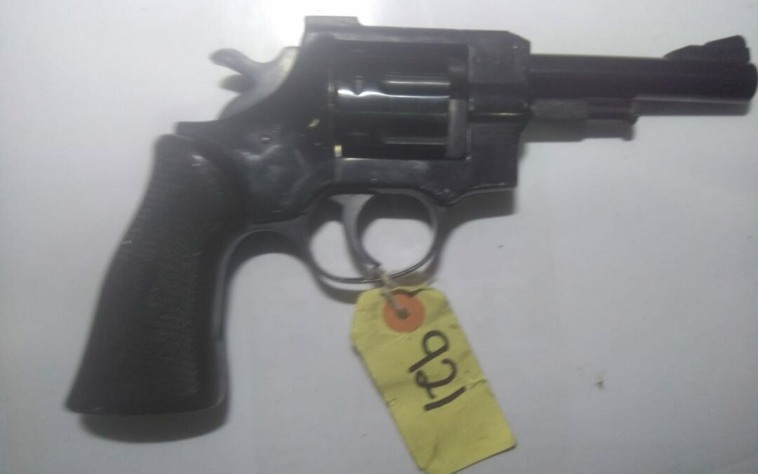 921